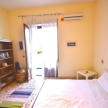 Cozy Holiday Home In Pozzillo With Terrace Acireale Esterno foto